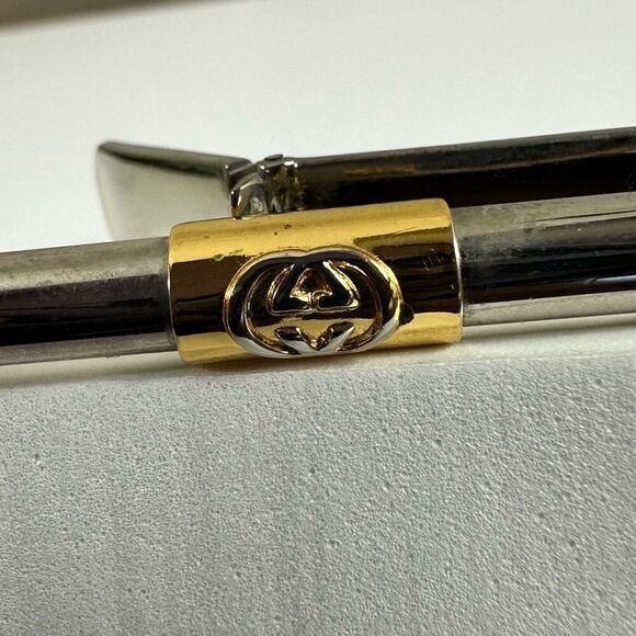 Gucci Interlocking G Bicolor Two Tone Tie Clip - Picture 5 of 6